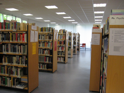 Bild der Bibiliothek „Stadtbibliothek Steglitz-Zehlendorf / Gottfried-Benn-Bibliothek“