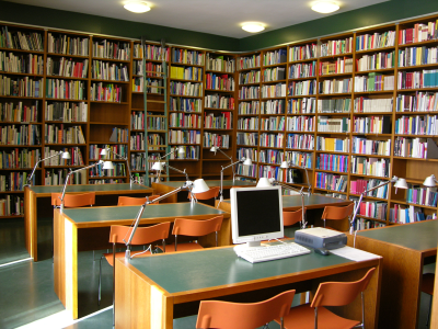 Bild der Bibiliothek „Kunsthochschule Berlin-Weißensee, Bibliothek“